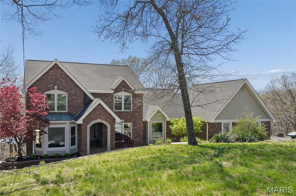 Photo of 1553 Ridge Road, Wildwood, MO 63021 (MLS # 26020440)