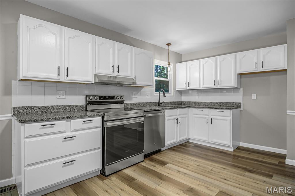 Boardwalk Three Sec Of Mayer - Residential