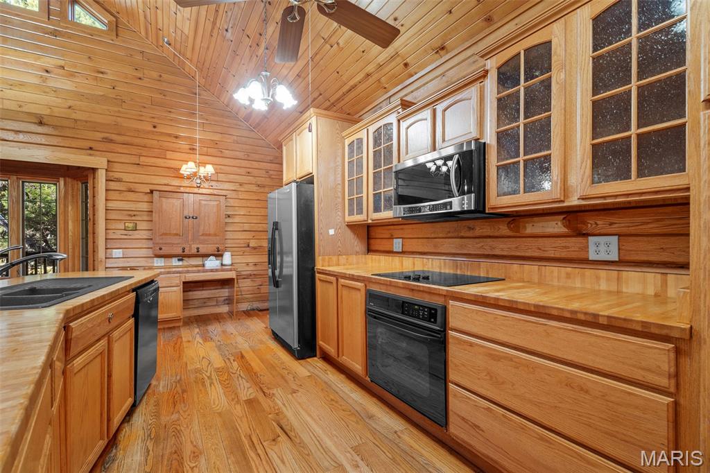 Emerald Pointe - Residential