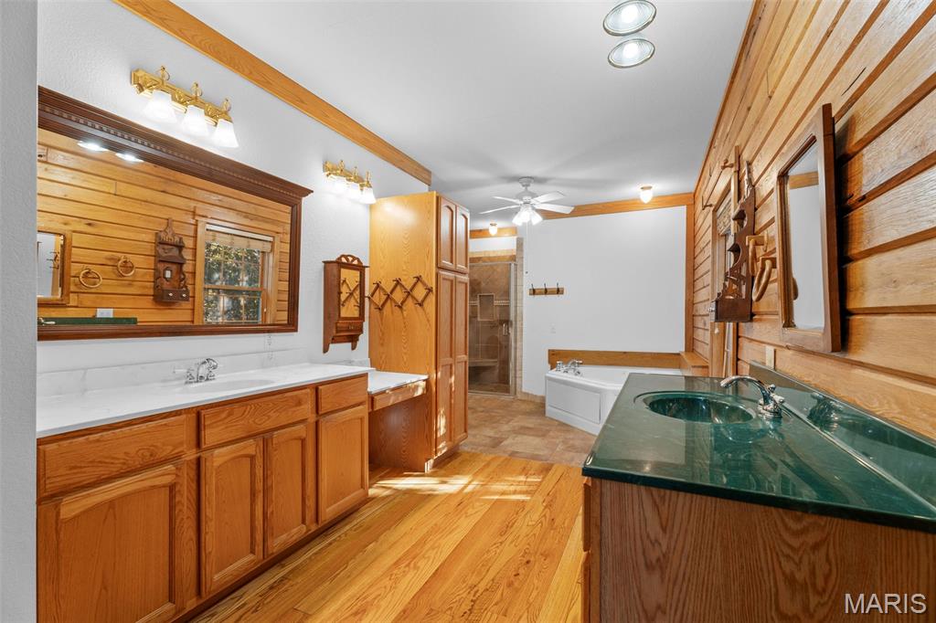 Emerald Pointe - Residential