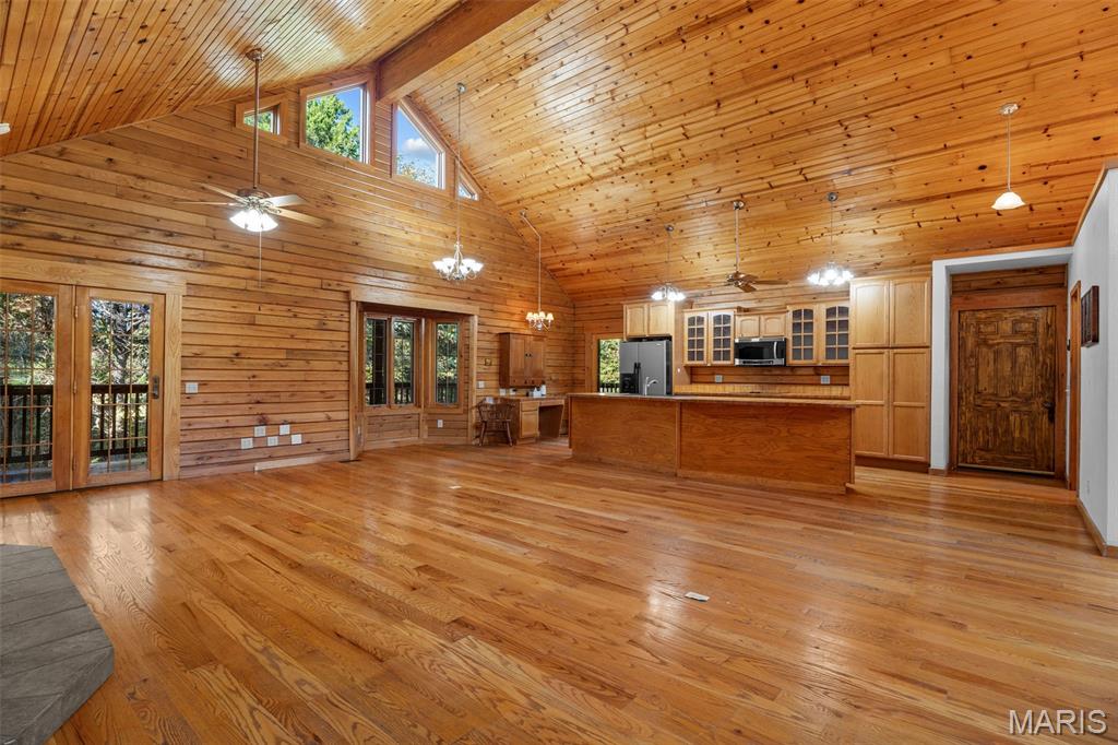 Emerald Pointe - Residential