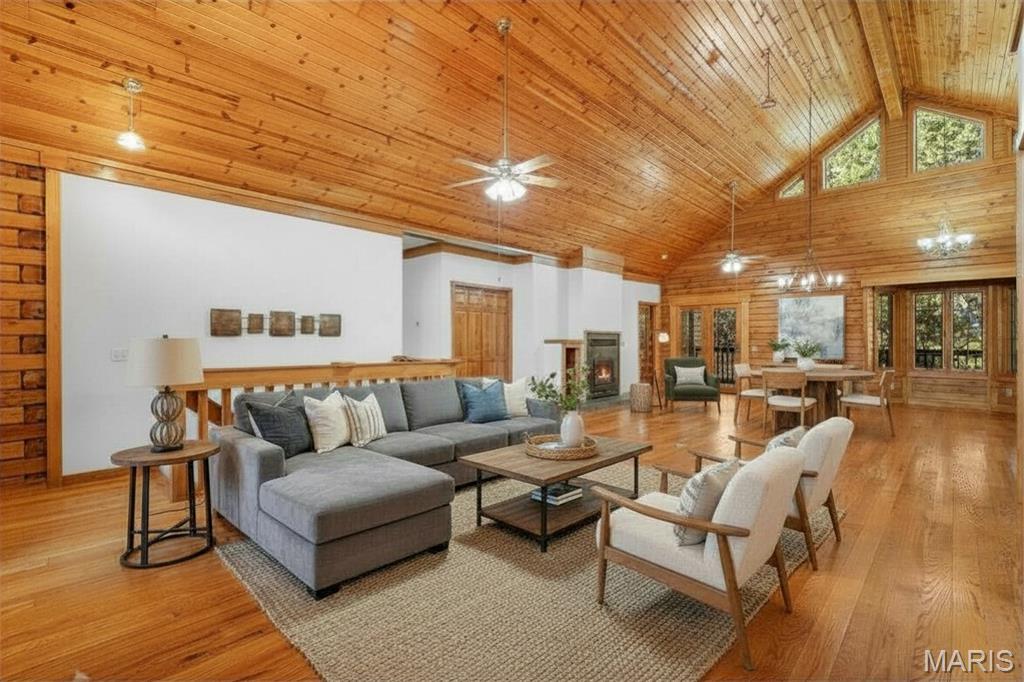 Emerald Pointe - Residential