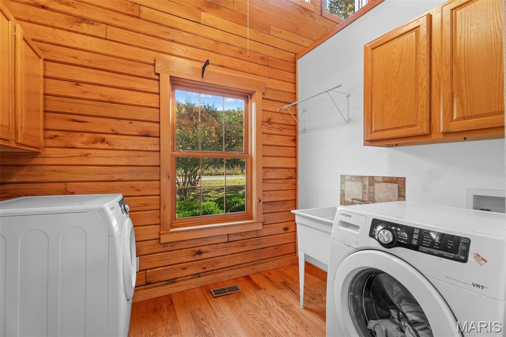 Emerald Pointe - Residential