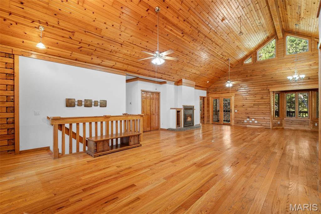 Emerald Pointe - Residential