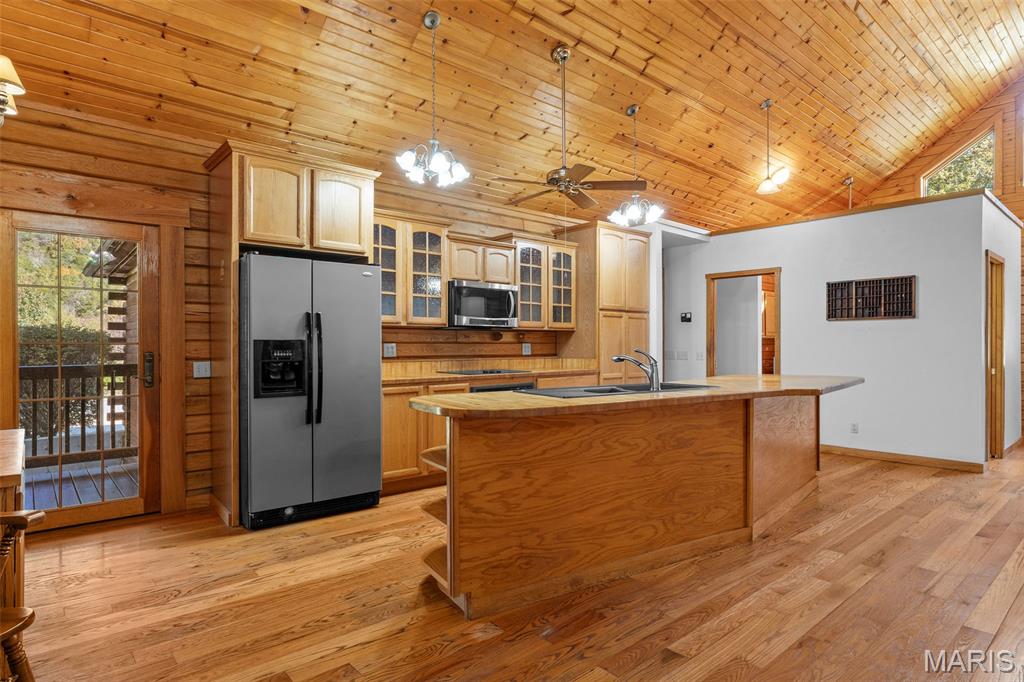 Emerald Pointe - Residential