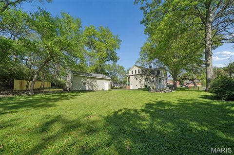 Tiny photo for 33 S Laclede Station Road, Webster Groves, MO 63119 (MLS # 26018894)