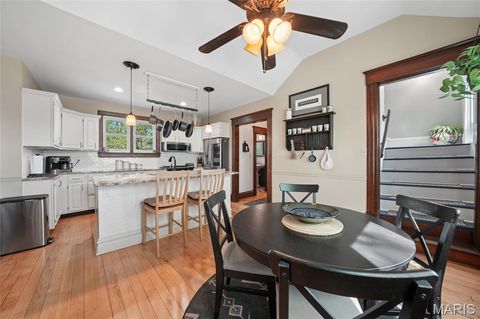 Tiny photo for 33 S Laclede Station Road, Webster Groves, MO 63119 (MLS # 26018894)