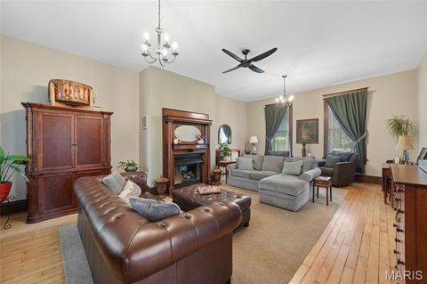 Tiny photo for 33 S Laclede Station Road, Webster Groves, MO 63119 (MLS # 26018894)