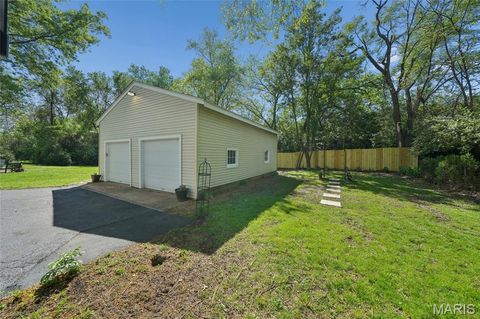 Tiny photo for 33 S Laclede Station Road, Webster Groves, MO 63119 (MLS # 26018894)