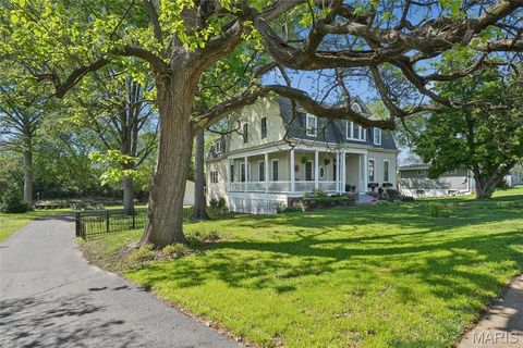 Tiny photo for 33 S Laclede Station Road, Webster Groves, MO 63119 (MLS # 26018894)