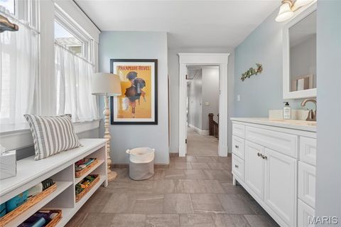 Tiny photo for 33 S Laclede Station Road, Webster Groves, MO 63119 (MLS # 26018894)