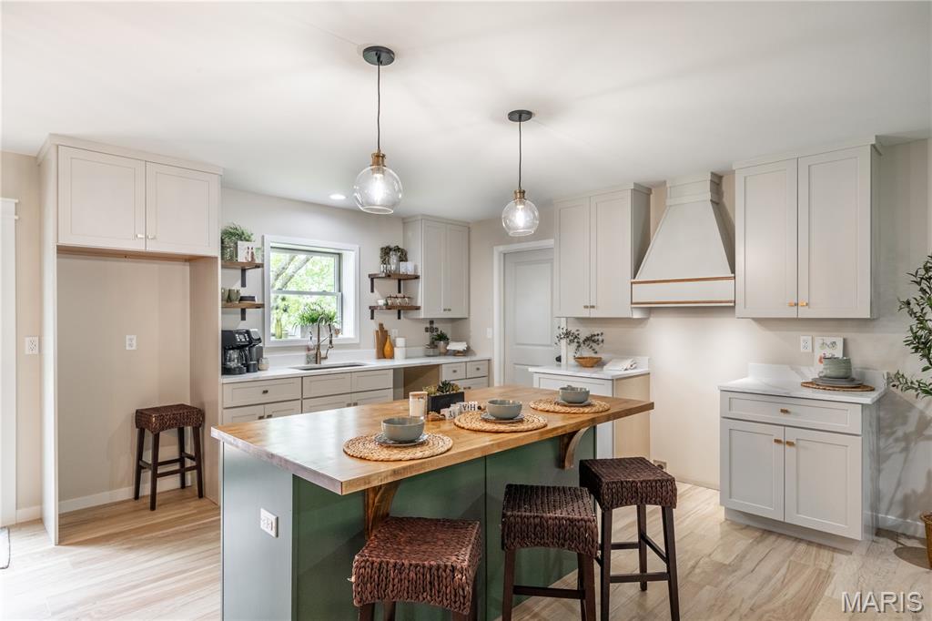 Ashland Hills Estate - Residential