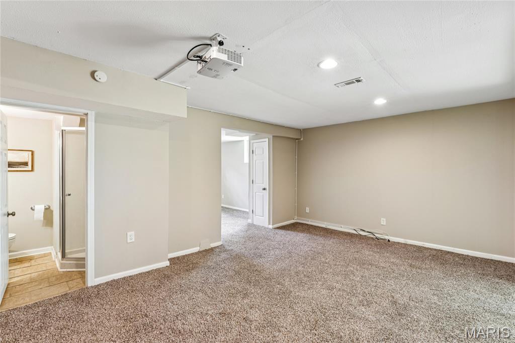 Greenwood City Bl 5105 - Residential