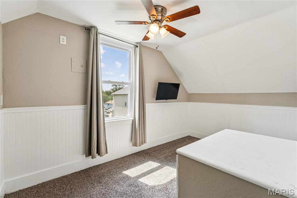 Greenwood City Bl 5105 - Residential