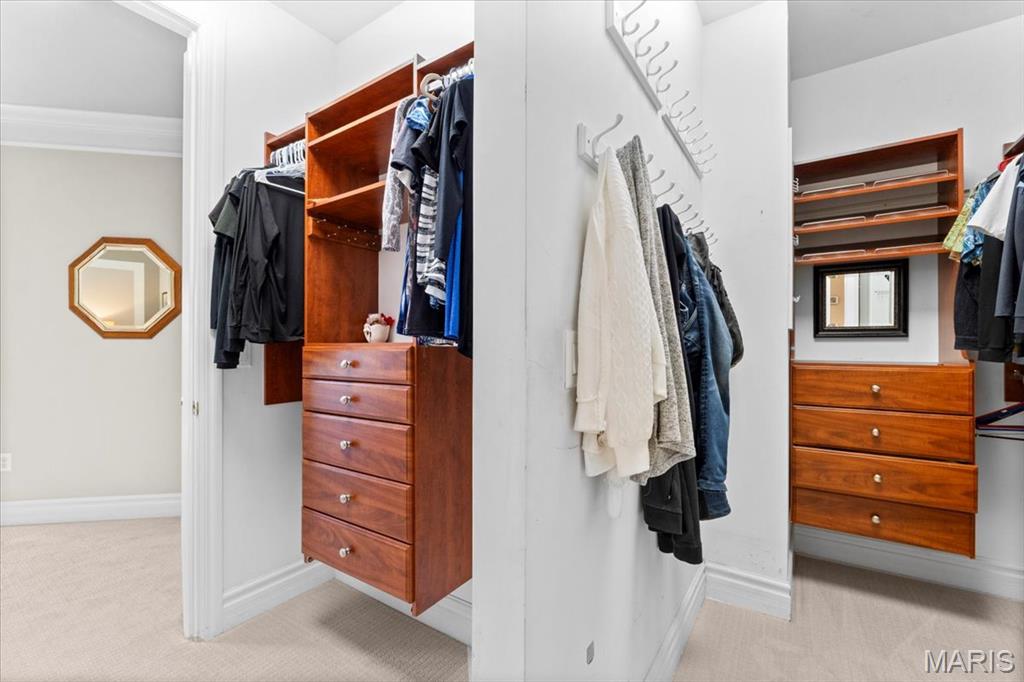 The Villas at Meadowbrook - Residential