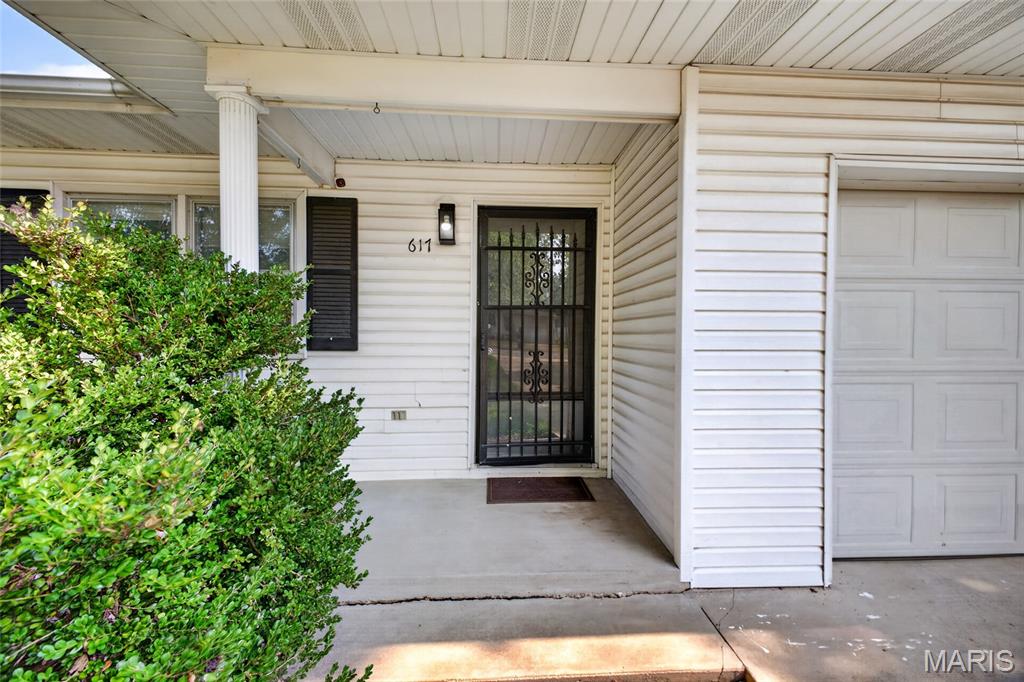 617 Willow Lane