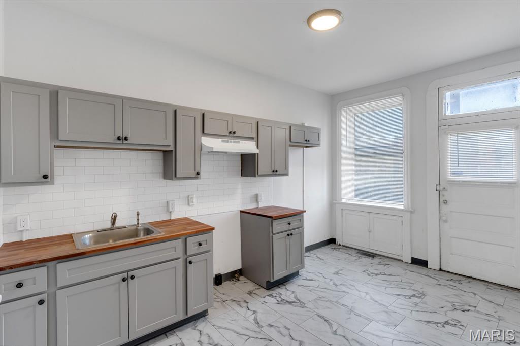 Plymouth Park Add 02 - Residential Income