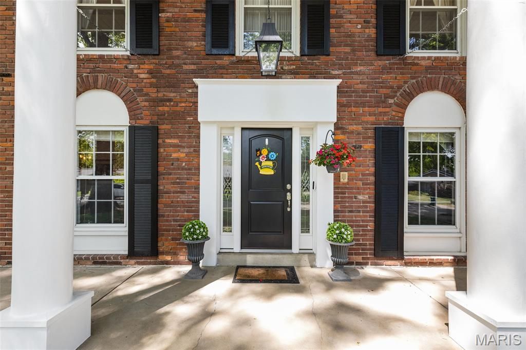 Photo of 415 Doral Drive, Warson Woods, MO 63122 (MLS # 26027021)