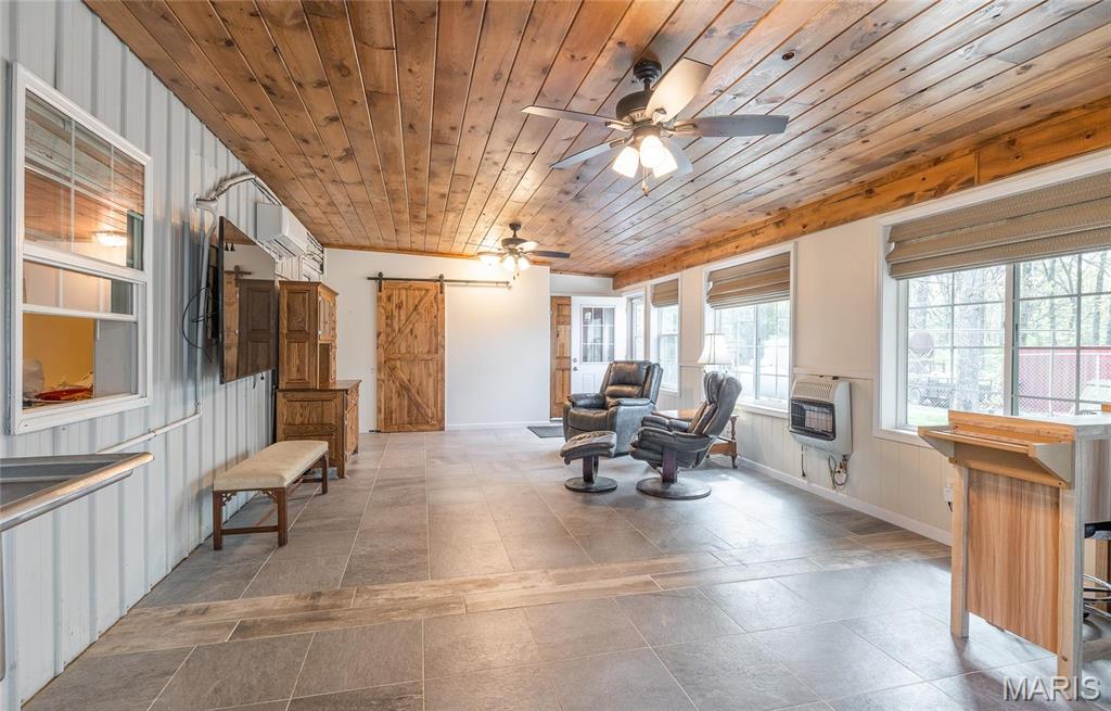 Leasburg - Commercial Sale