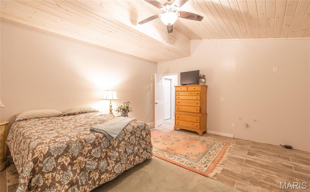 Leasburg - Commercial Sale