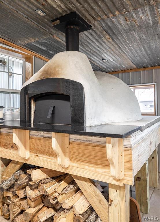 Leasburg - Commercial Sale