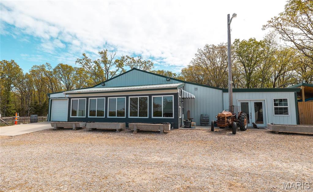 Leasburg - Commercial Sale