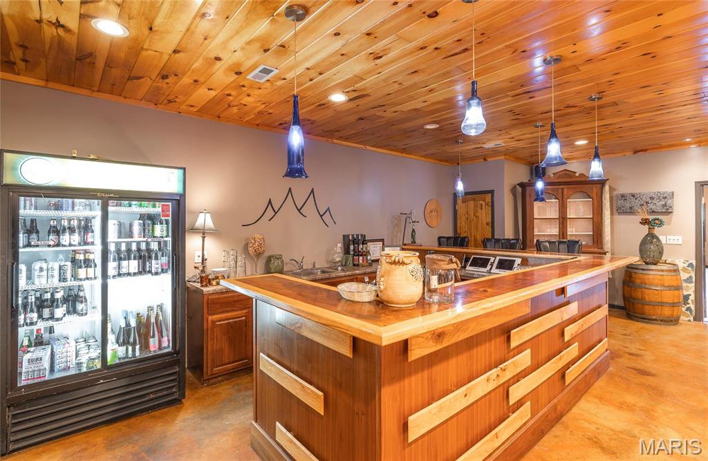 Leasburg - Commercial Sale