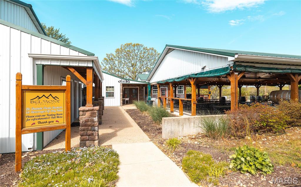 Leasburg - Commercial Sale