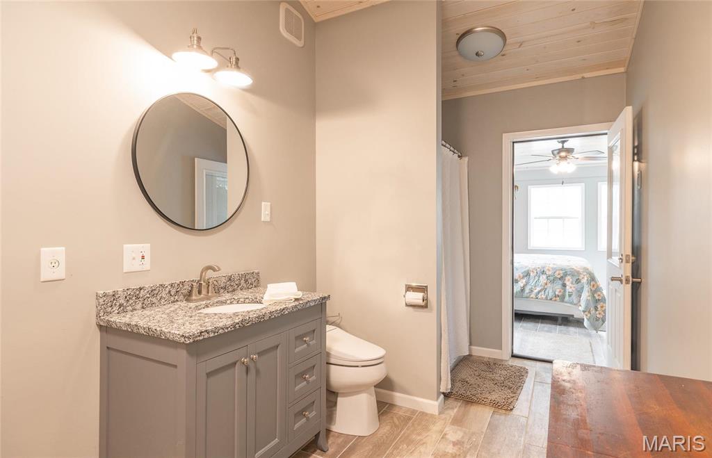 Leasburg - Commercial Sale