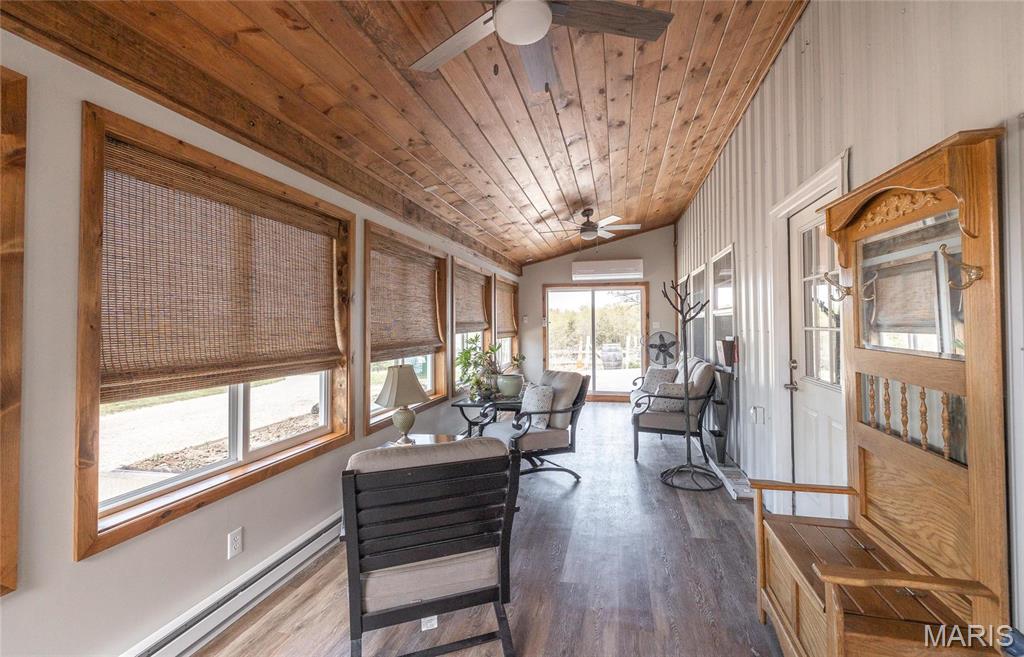 Leasburg - Commercial Sale