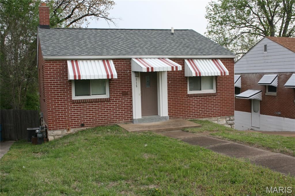 Photo of 515 Kingston Drive, St Louis, MO 63125 (MLS # 26020500)