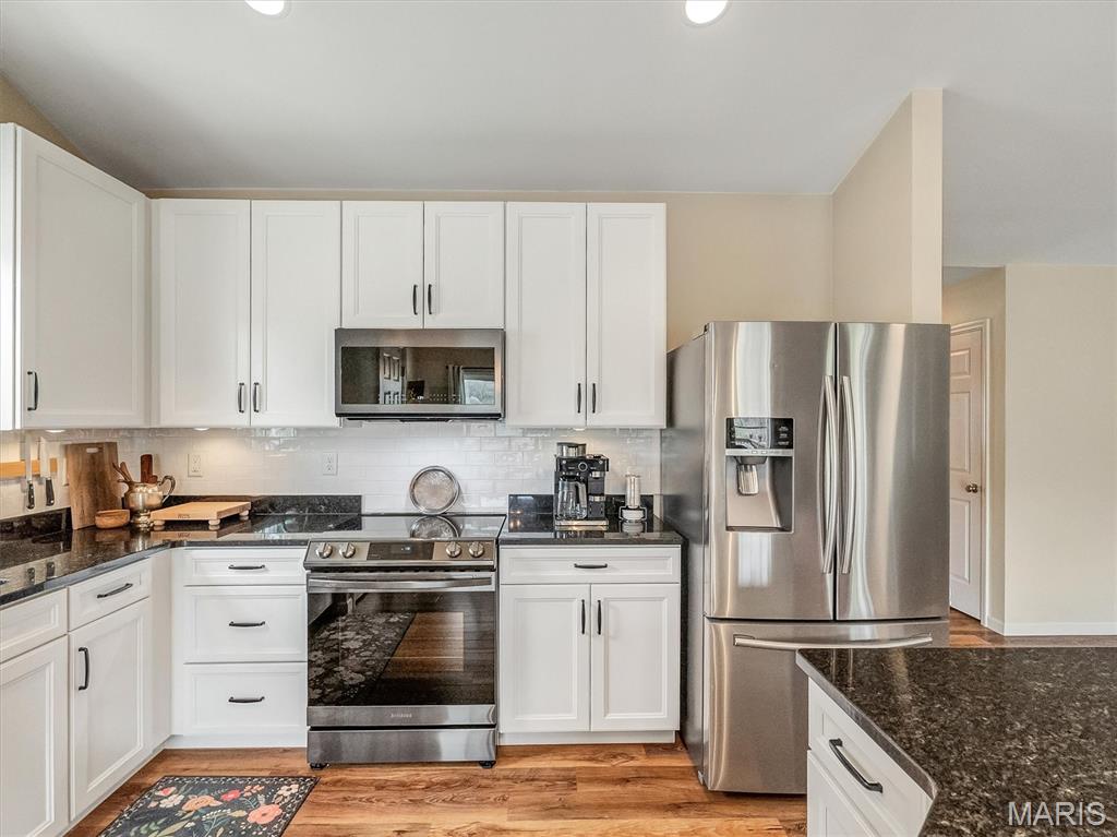 Arbors Of Rockwood Three The - Residential