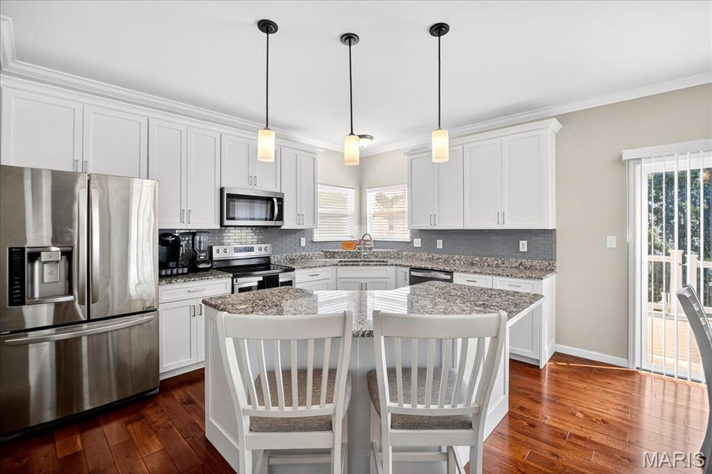 O'Fallon, Missouri 63368, United States, 4 Bedrooms Bedrooms, ,4 BathroomsBathrooms,Residential,Pending,187213