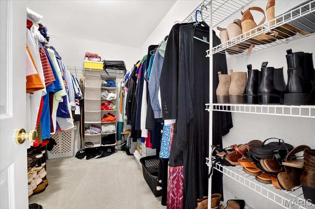 O'Fallon, Missouri 63368, United States, 4 Bedrooms Bedrooms, ,4 BathroomsBathrooms,Residential,Pending,187213