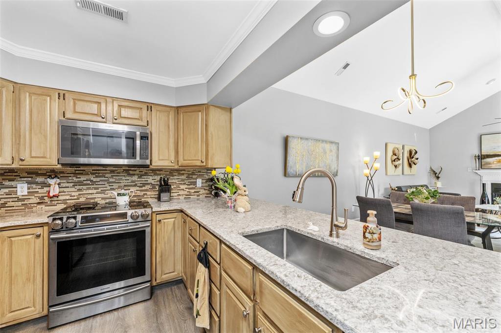 Lake St Louis, Missouri 63367, United States, 2 Bedrooms Bedrooms, ,2 BathroomsBathrooms,Residential,Active,106709