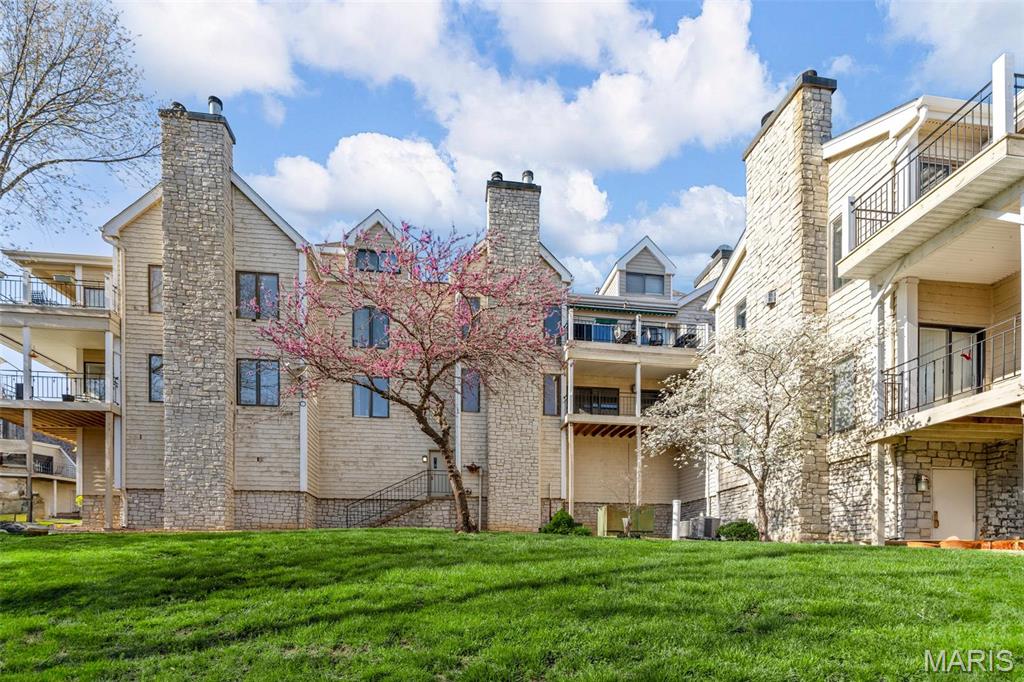 Lake St Louis, Missouri 63367, United States, 2 Bedrooms Bedrooms, ,2 BathroomsBathrooms,Residential,Active,106709