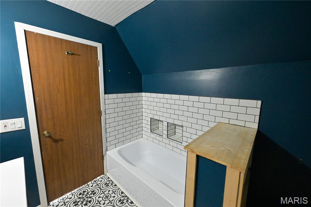 Lsl Oak Hills #147 - Residential