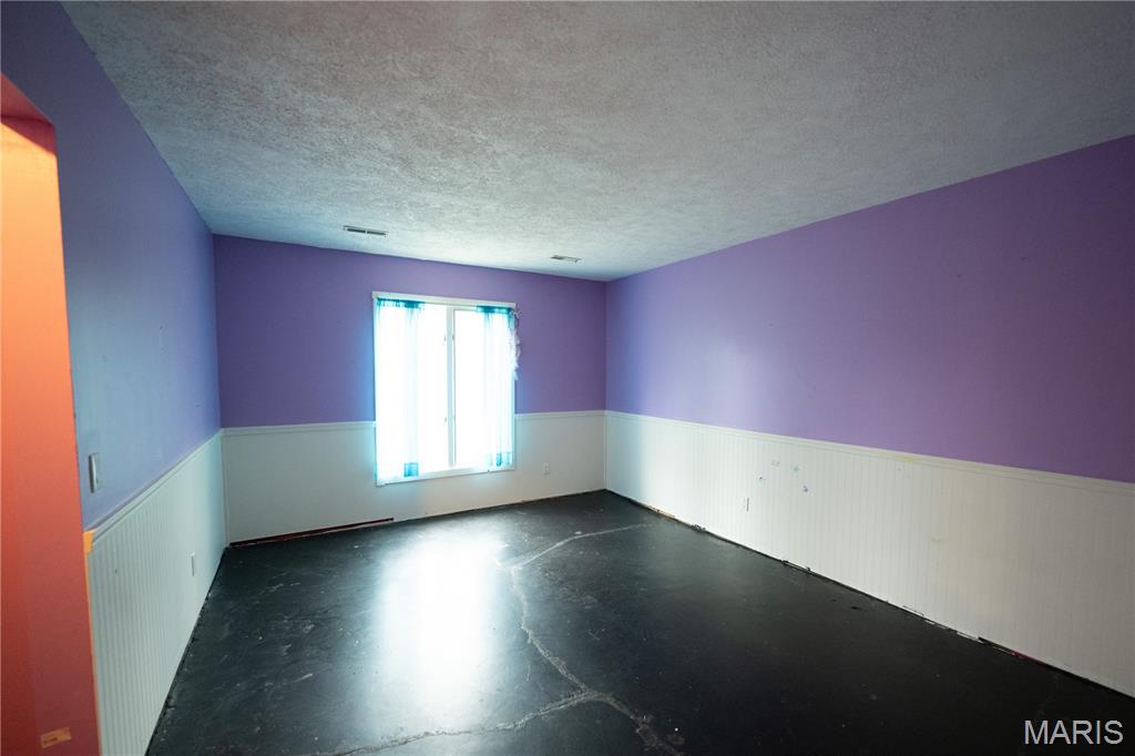 Lsl Oak Hills #147 - Residential