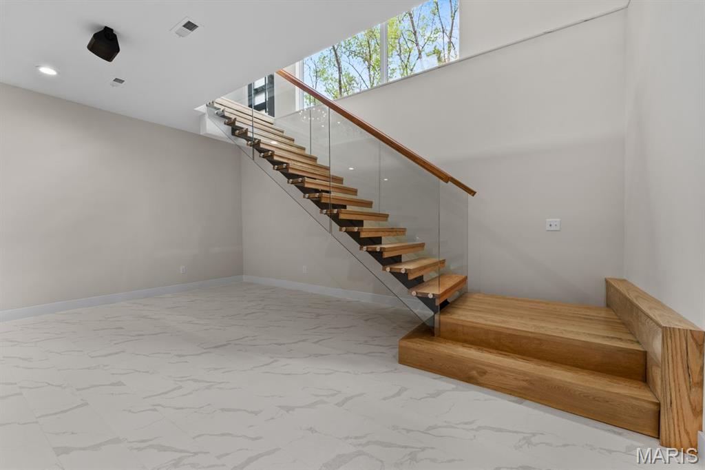 Assumption Valley Sec 3 Lt 24 & - Residential