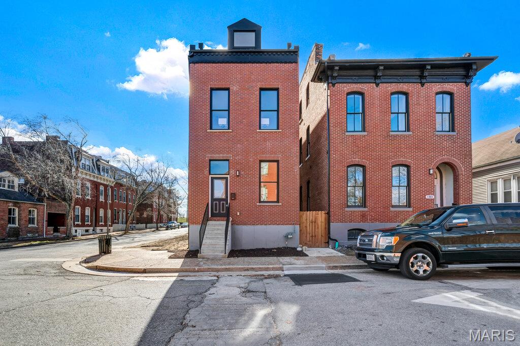 1000 Barton Street