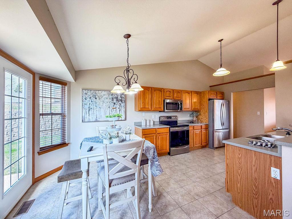 Williamsburg Ph 06 - Residential