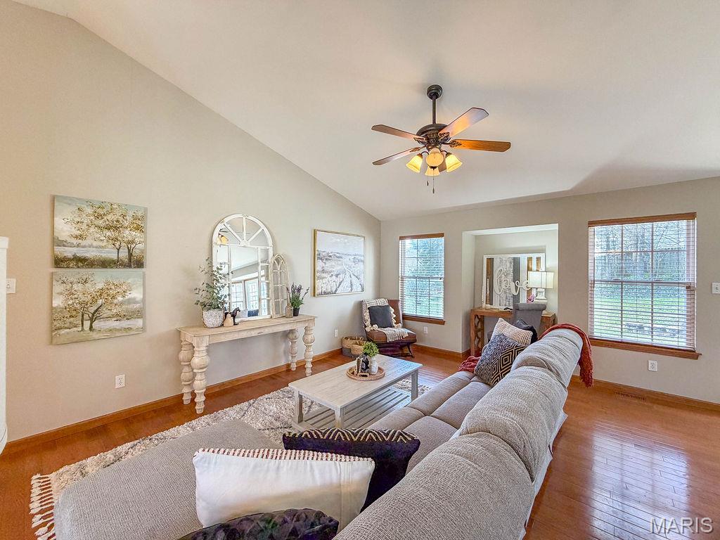 Williamsburg Ph 06 - Residential