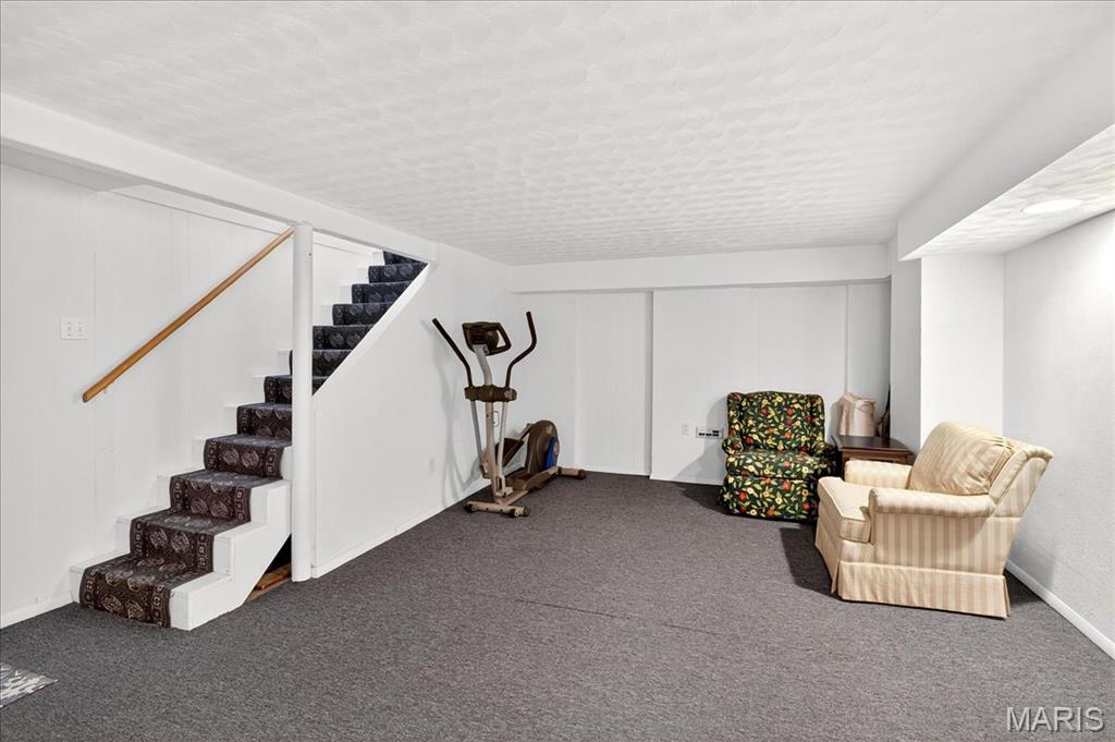 Lin-Tel Manor - Residential