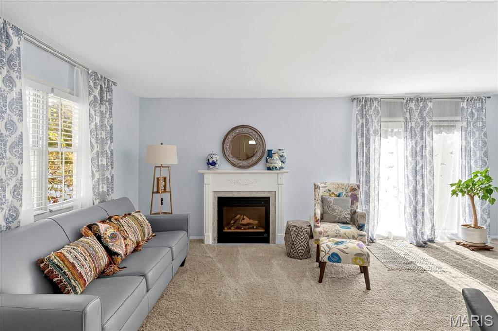 Lin-Tel Manor - Residential