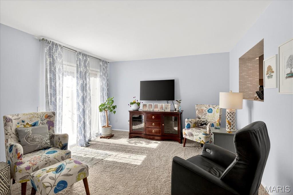 Lin-Tel Manor - Residential