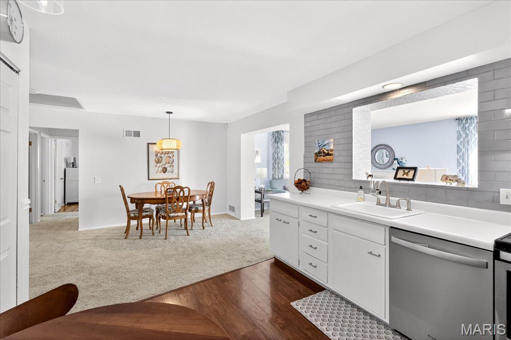 Lin-Tel Manor - Residential