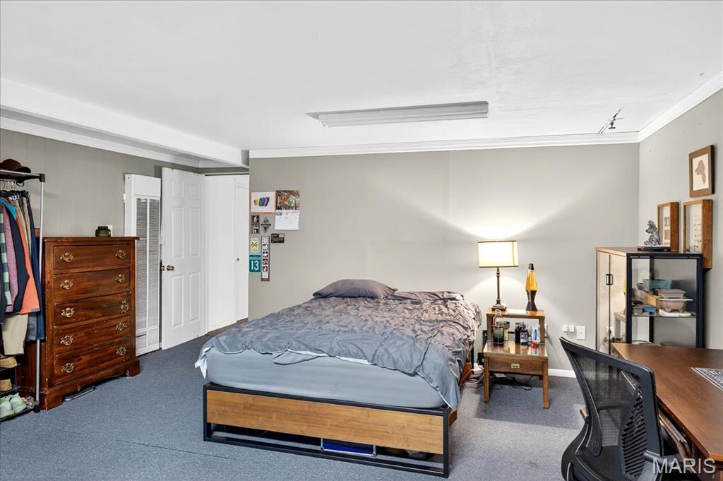 Lin-Tel Manor - Residential