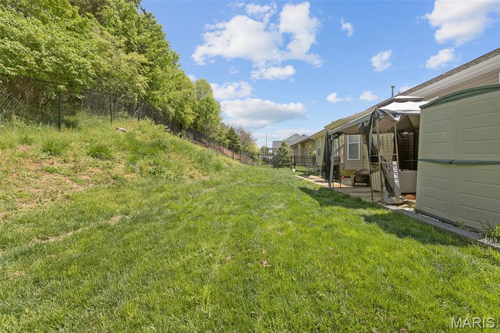 Brouks Creekside Corner - Residential