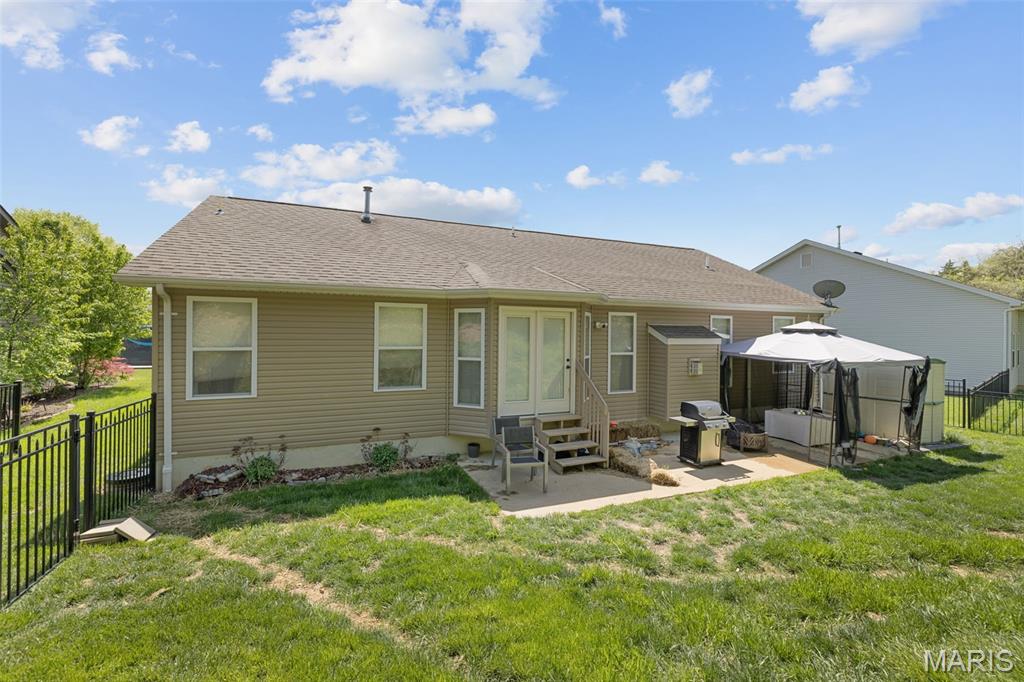 Brouks Creekside Corner - Residential