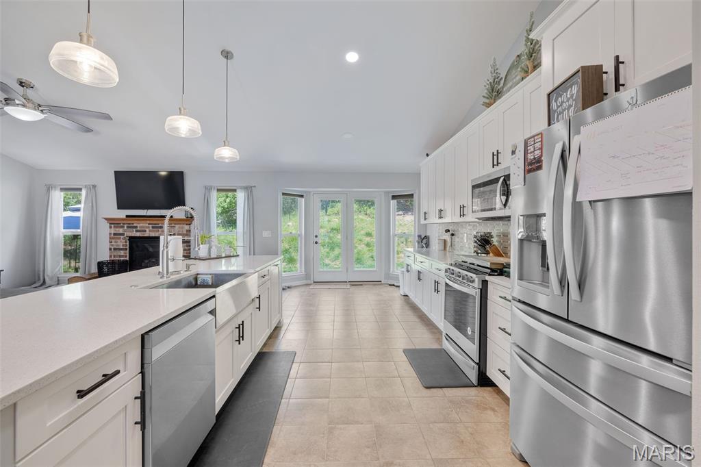 Brouks Creekside Corner - Residential